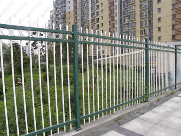 上海小區隔離網圖片2