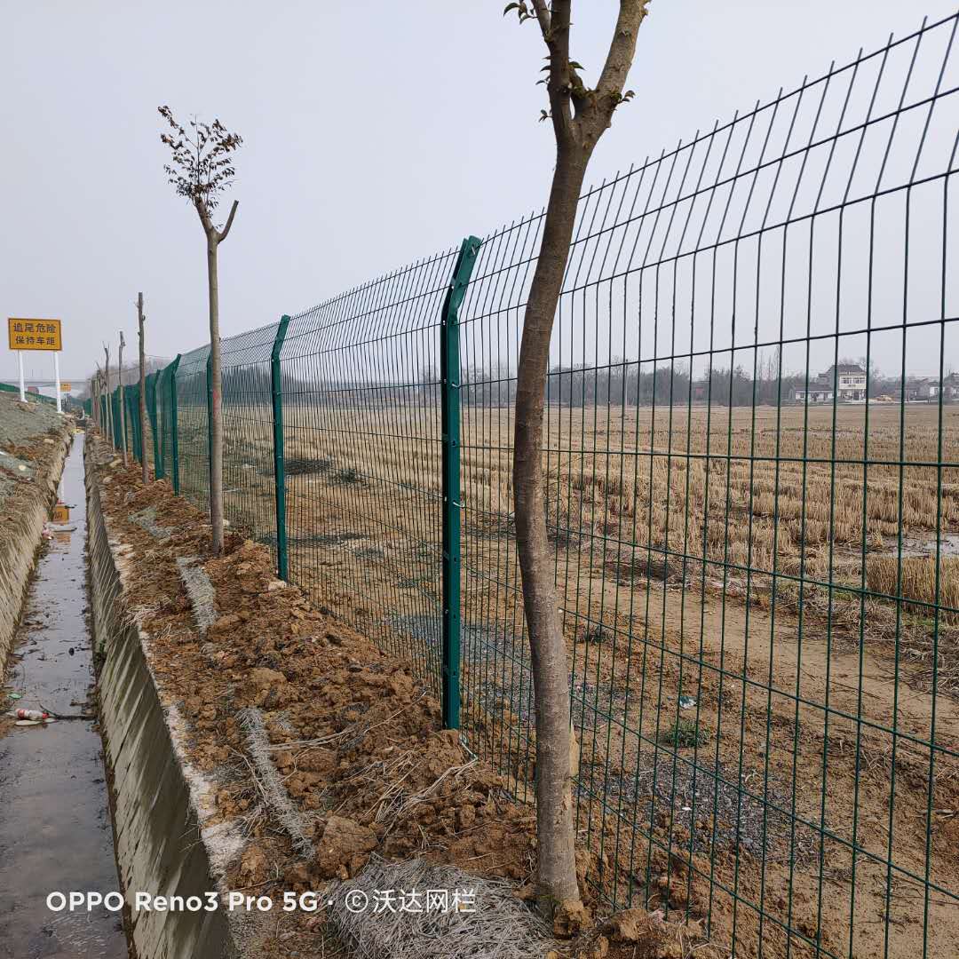 上海高速公路護欄網圖片3
