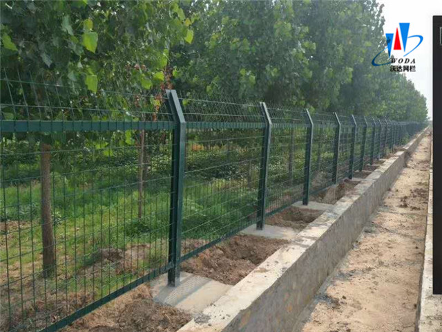 上海公路隔離柵圖片5